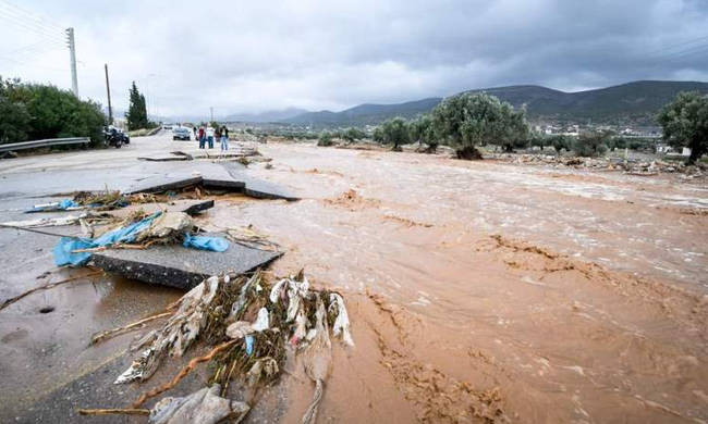 Συγκλονιστικό βίντεο: Δείτε τη διαδρομή του «φονικού» χειμάρρου που βύθισε τη χώρα σε εθνικό πένθος